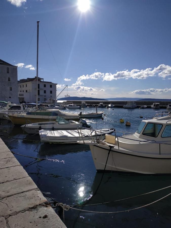Guesthouse Nina Kaštel Novi Exteriér fotografie