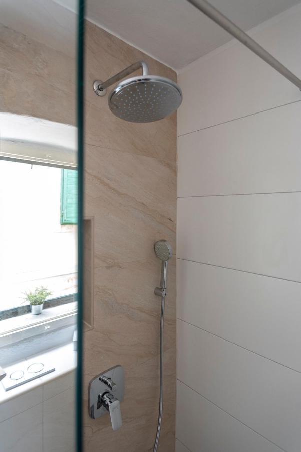 Guesthouse Nina Kaštel Novi Exteriér fotografie