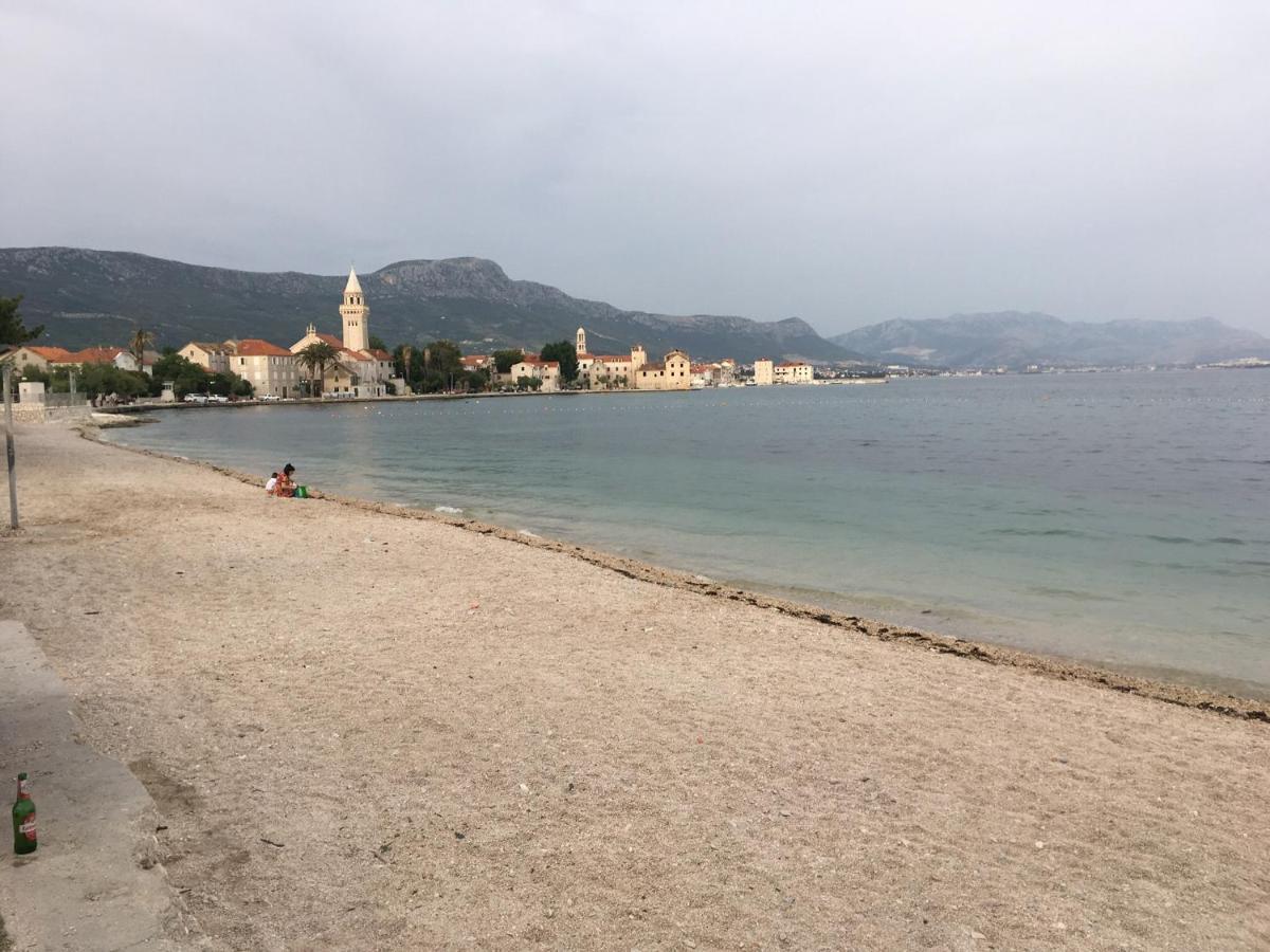 Guesthouse Nina Kaštel Novi Exteriér fotografie