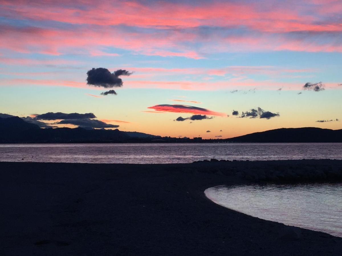 Guesthouse Nina Kaštel Novi Exteriér fotografie